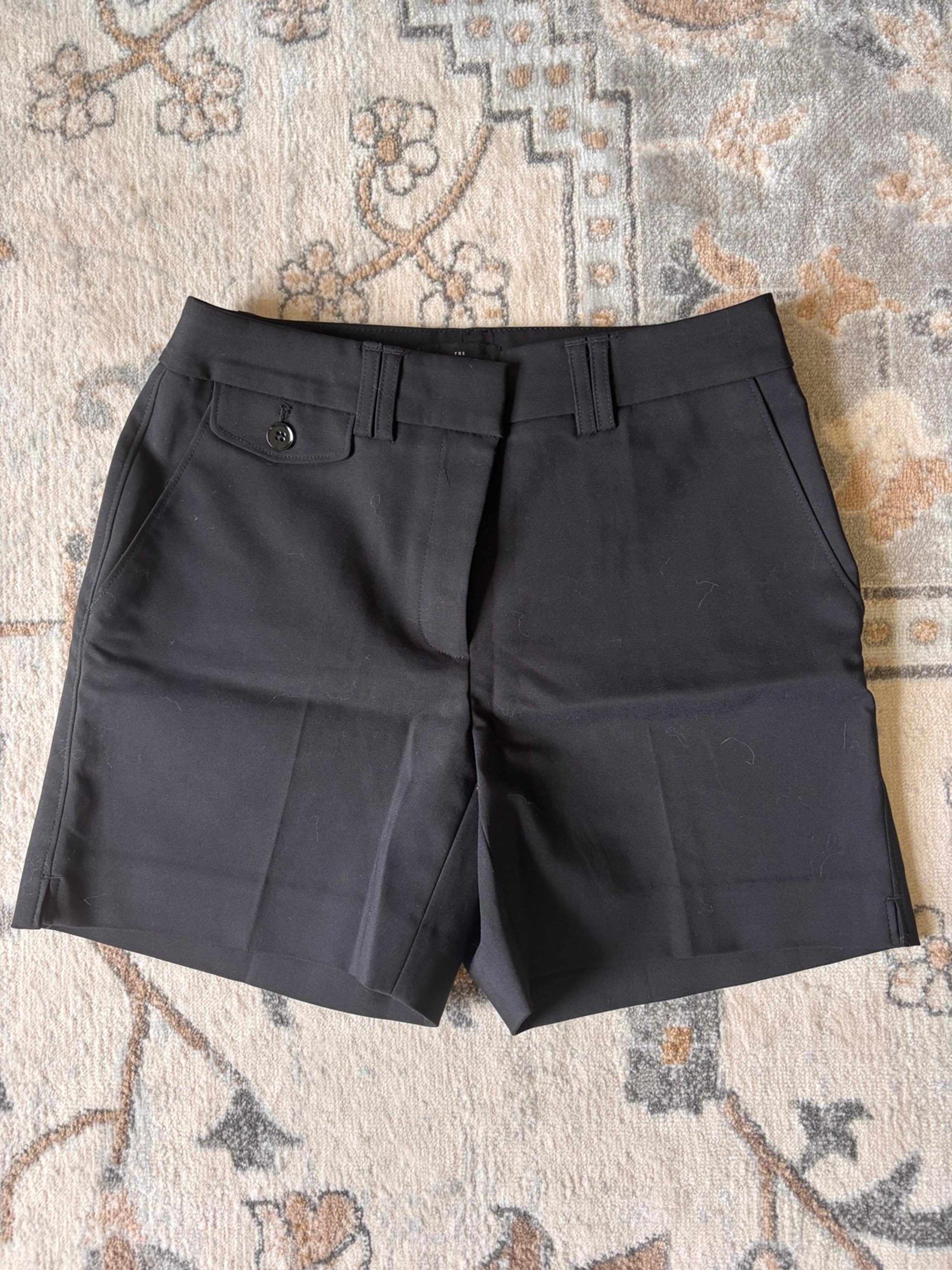 WHBM 5” Shorts