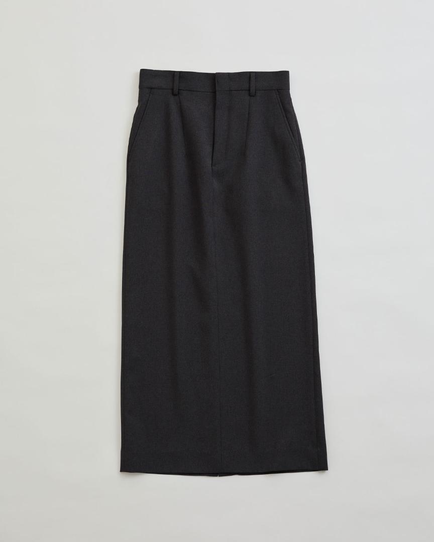 The Shinzone CHRYSLER SKIRT 50 in D.GRAY.