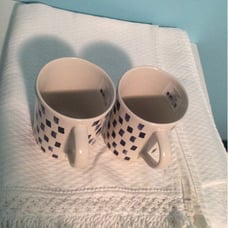 Set of 2 Lenox mugs New Firm Price