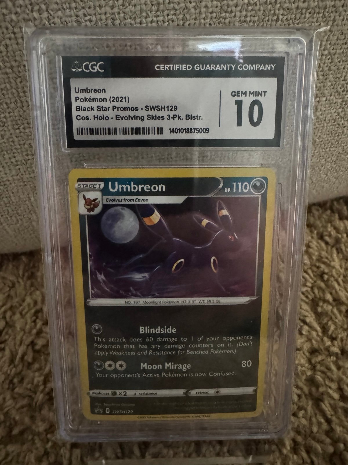 Umbreon Pokemon (2021) Black Star Promo SWSH129 Cosmic Holo Evolving Skies