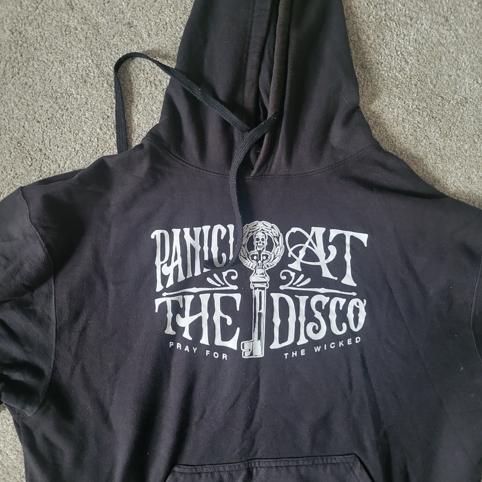 Hot topic panic cheap at the disco hoodie