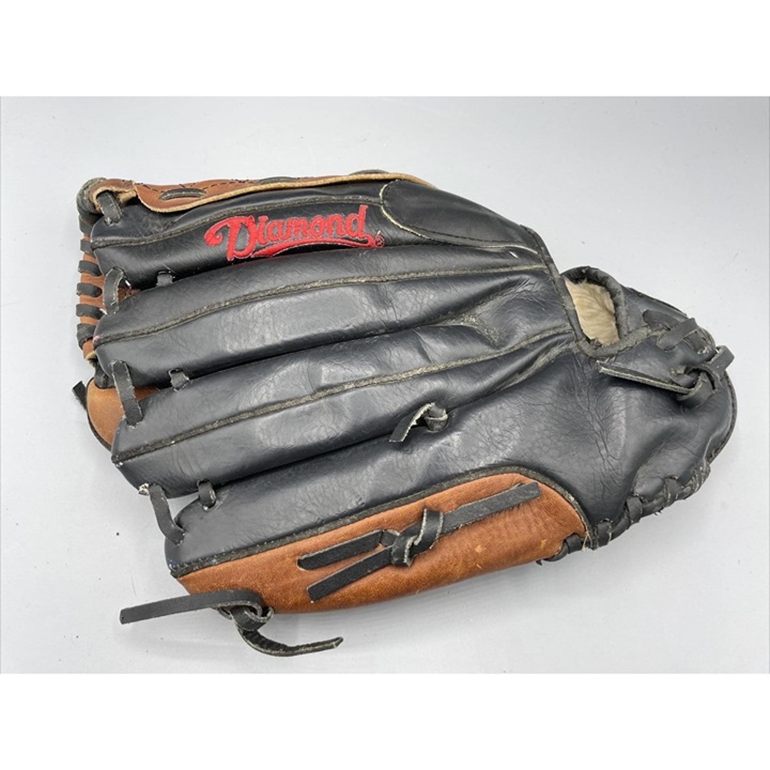 Diamond Cow Hide Leather Pre-Oiled 12 Inch 06920 Baseball Glove