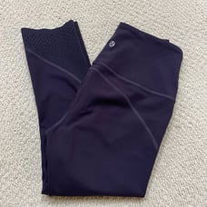 Lululemon crop leggings size 4