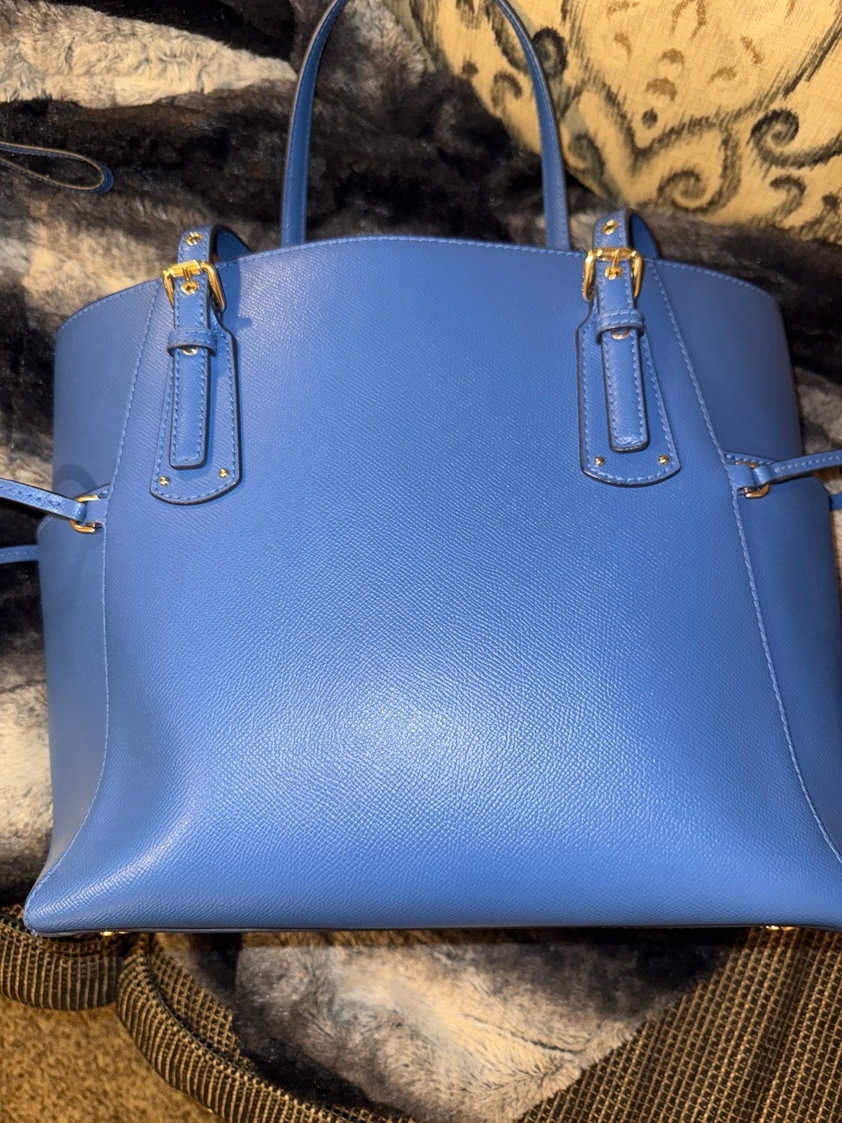 michael kors voyager blue