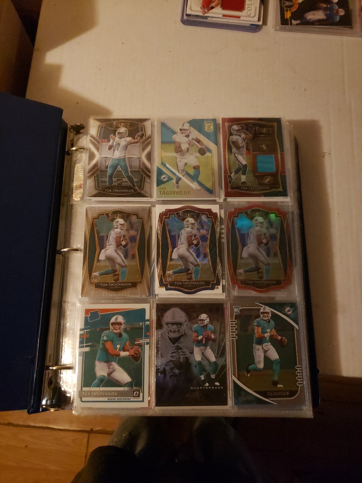 Tua Tagovailoa 13 card rookie lot