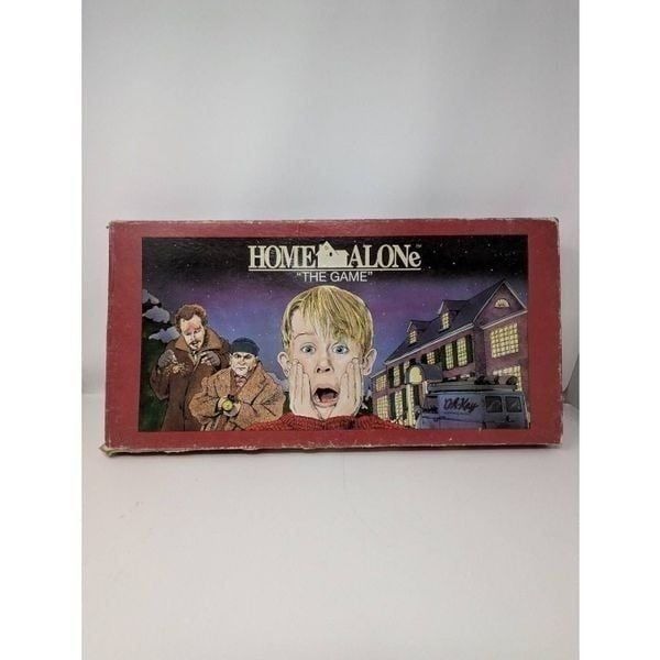 Home Alone 1991 Vintage Board Game Based on The 1990s Movie