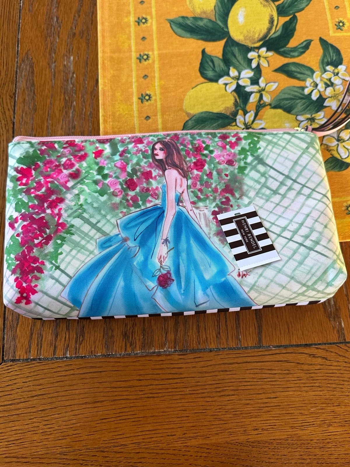 Large Henri Bendel Garden Lady Cosmetic Bag NWT