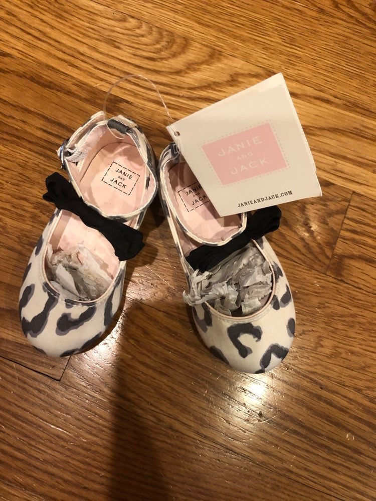 *RARE* Janie and Jack leopard Print Shoe