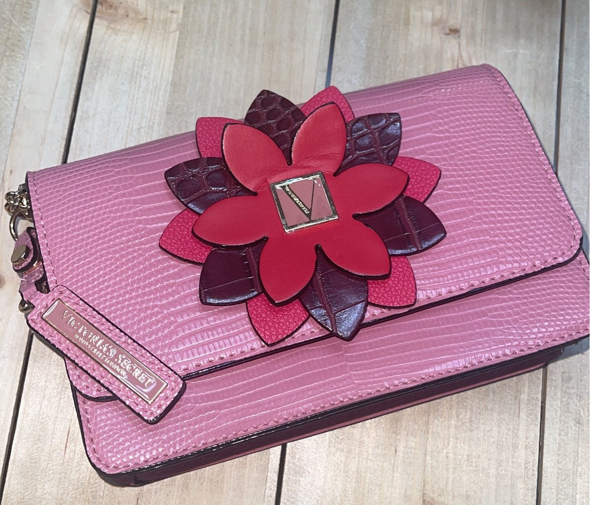 Victoria secret purse