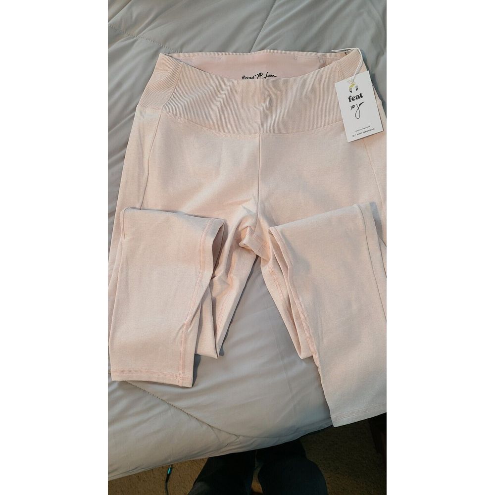 Feat Leggings by Jana Kramer Rose Quartz Size Medium