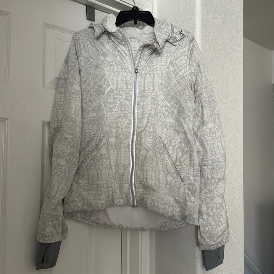 Lululemon jacJacket