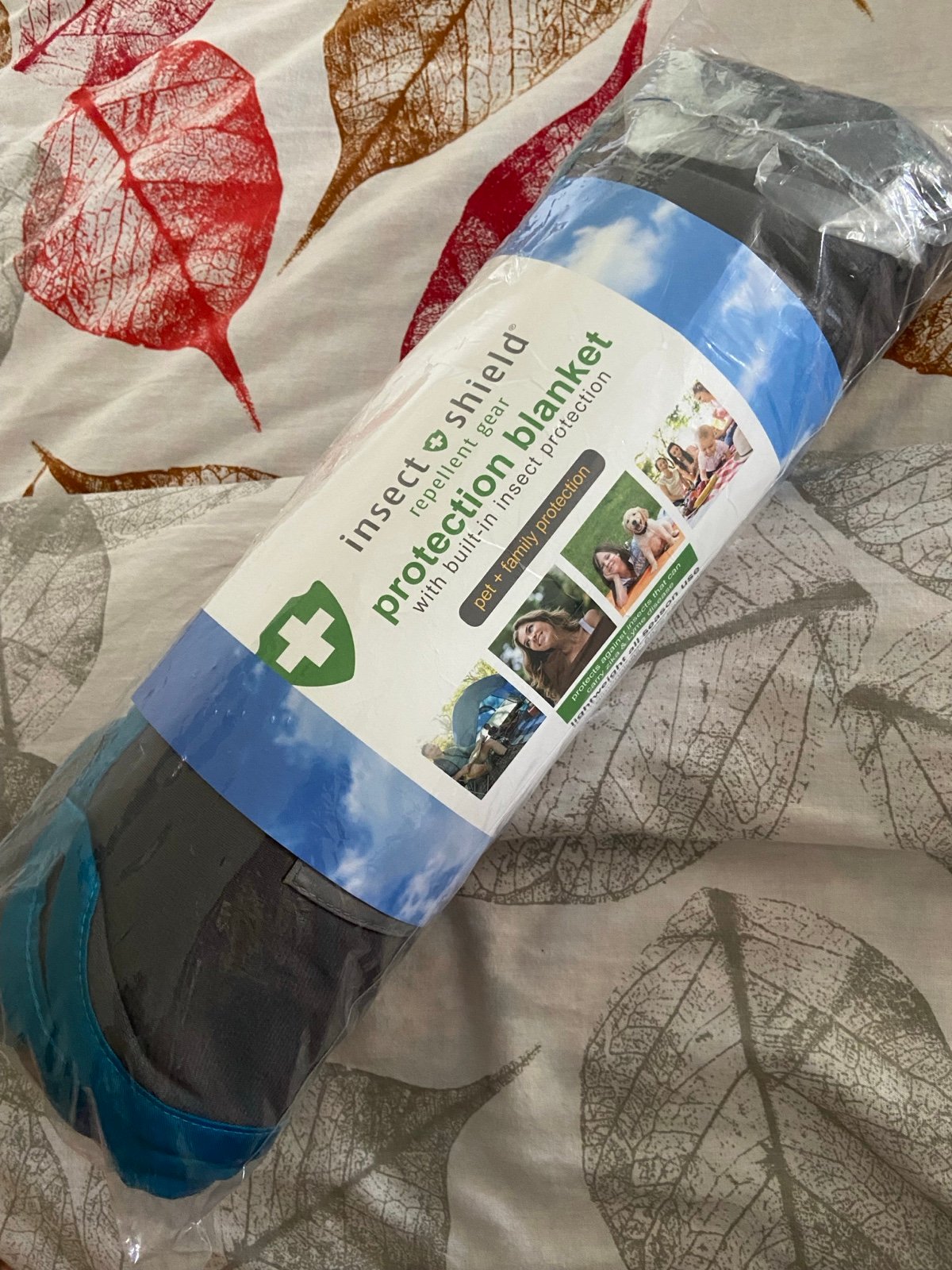 INSECT SHIELD Repellent Gear Protection Blanket