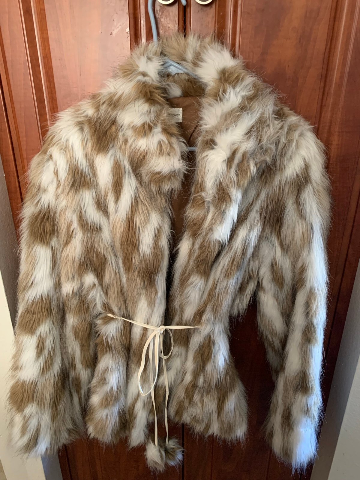 WOMENS NEWPORT NEWS BROWN & WHITE FAUX FUR COAT SIZE 14
