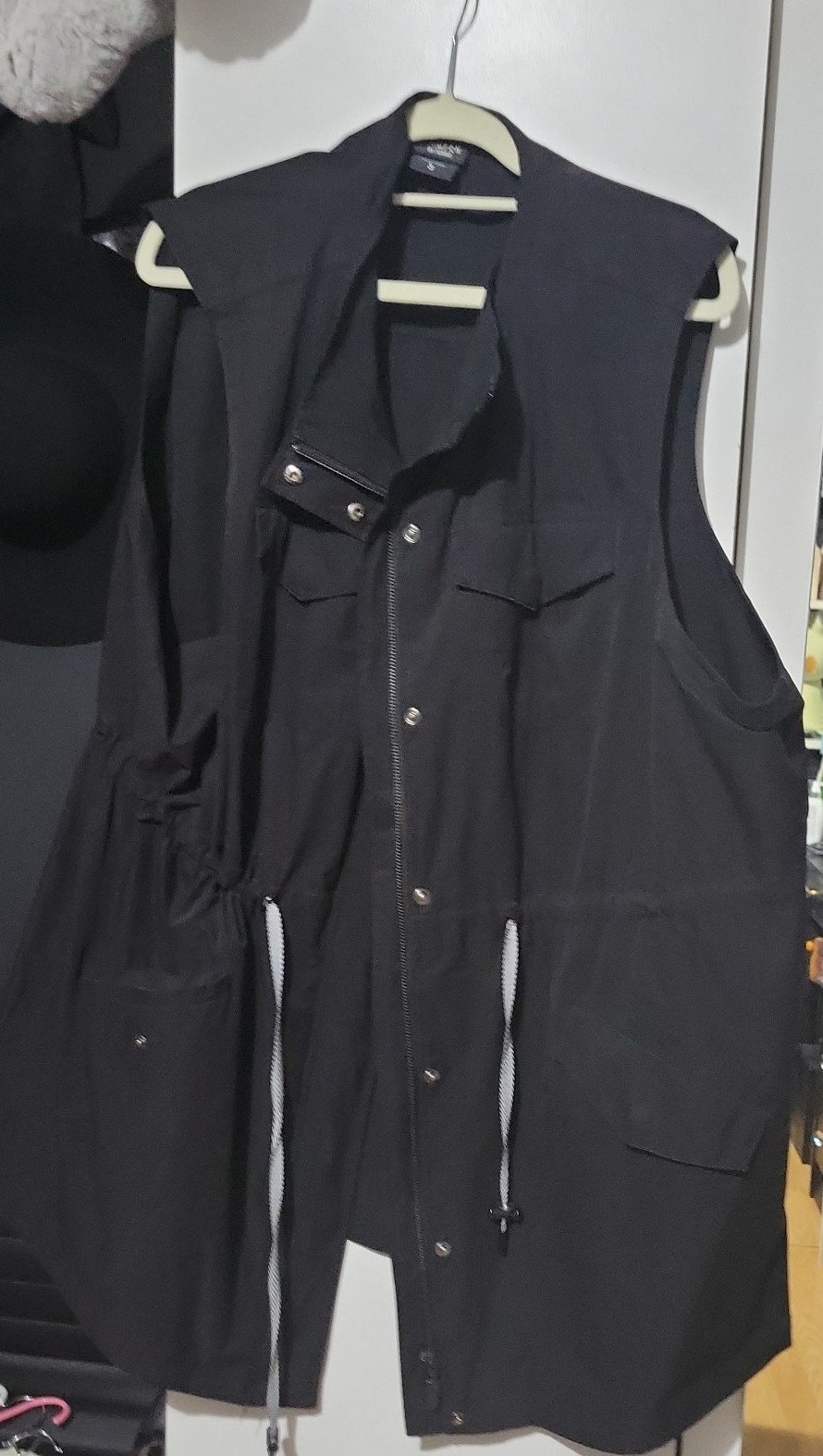 Long Sleeveless Over layer