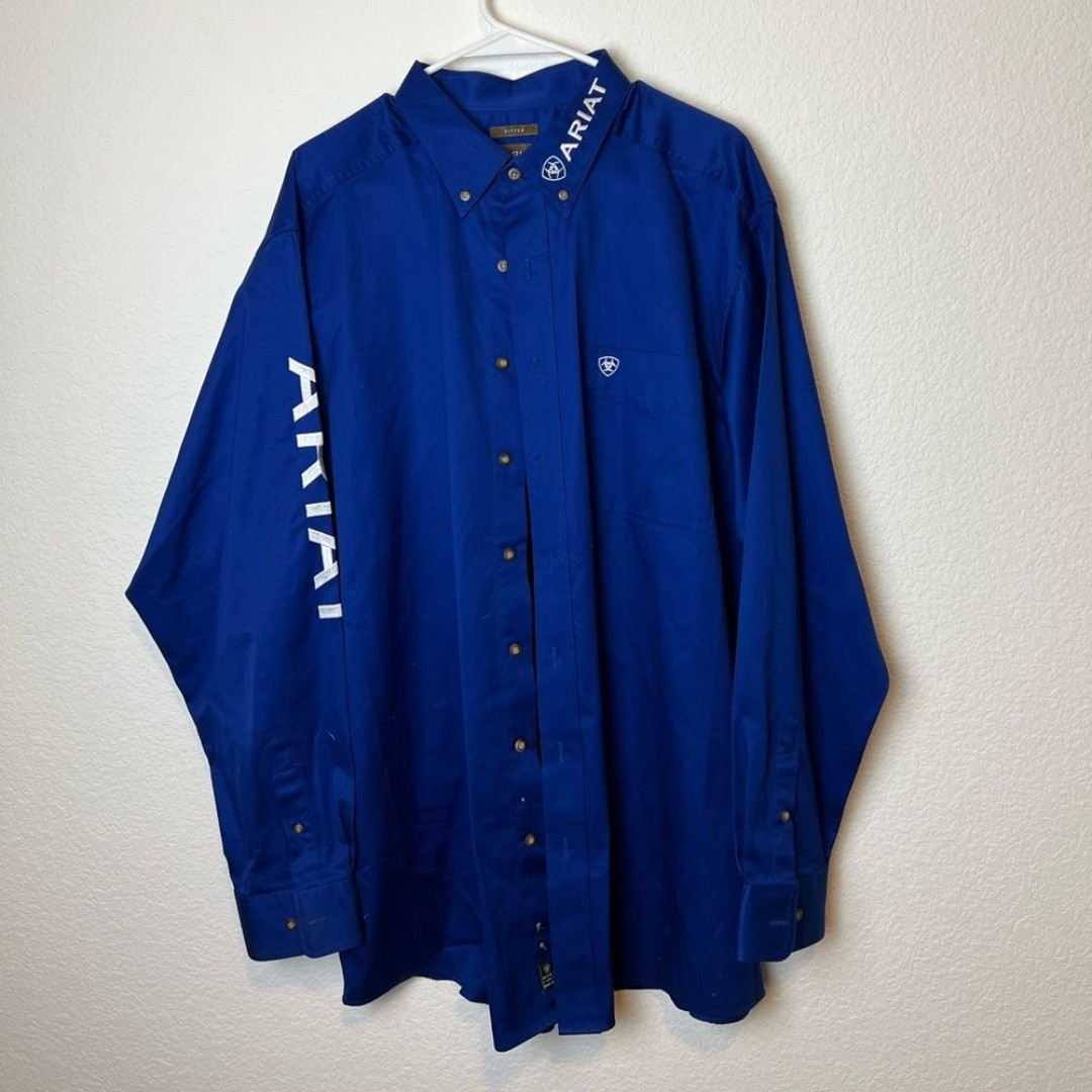 Ariat Team Logo Twill Fitted Dress Shirt