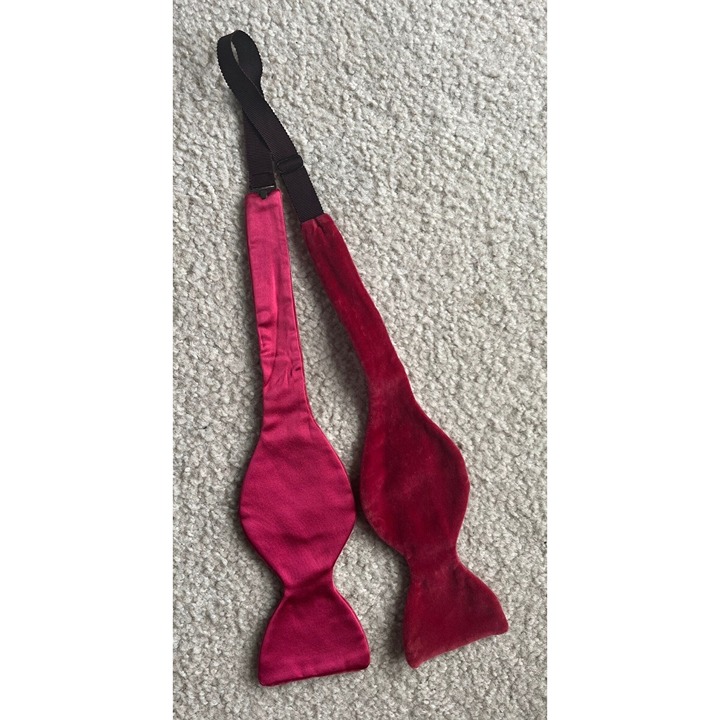 Vtg Classic Hot Pink Self Tie Formal Velvet Bowtie Satin Lining Sharp Necktie