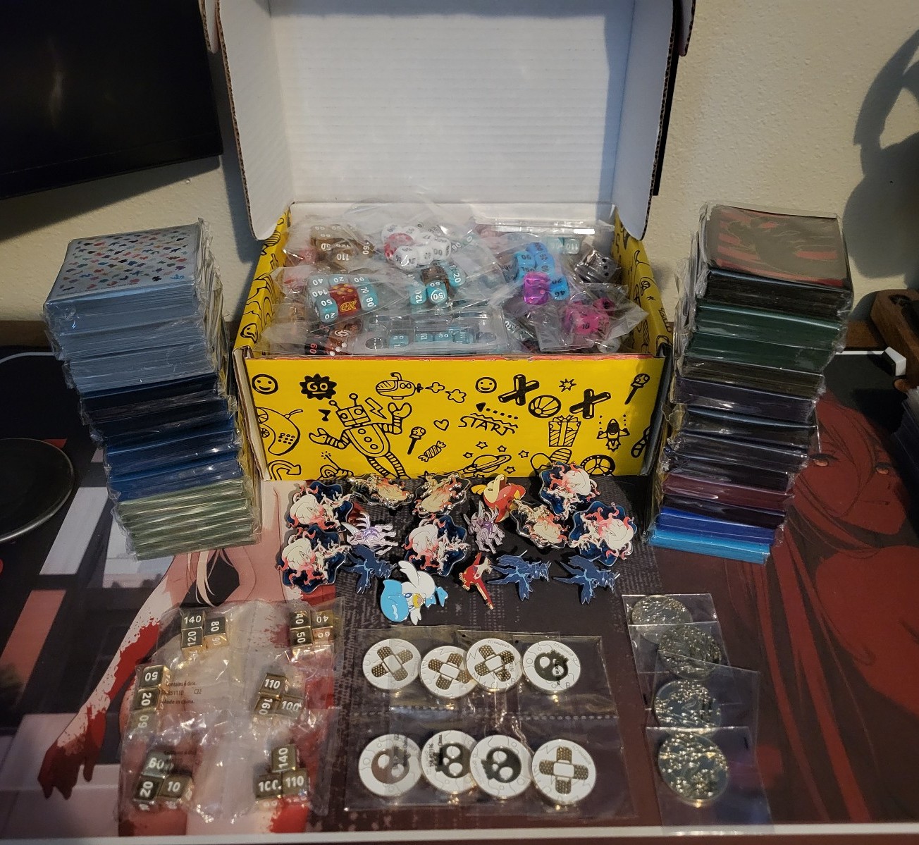 Pokemon Dice, Sleeves & Enamel Pin Lot