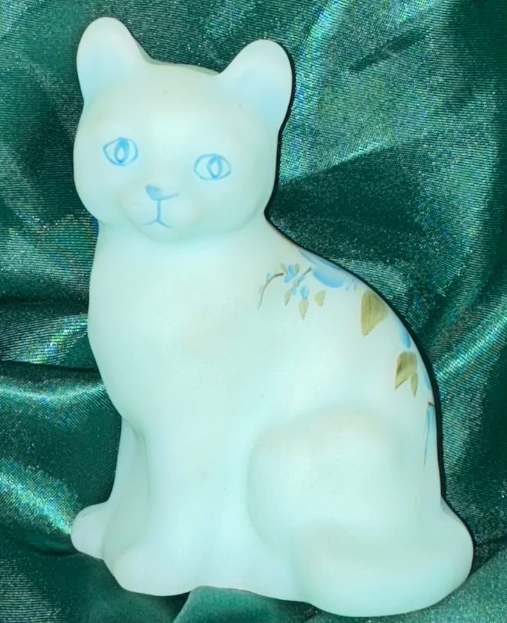 Fenton Satin Custard Glass Burmese Cat Figurine Hand Painted Glows Vintage