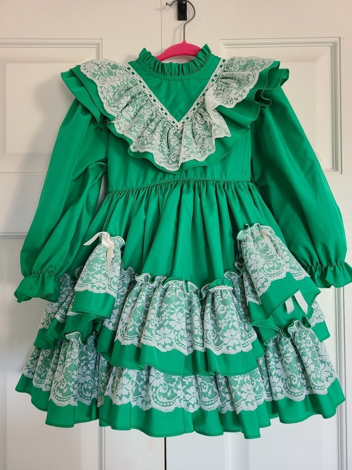Vintage Martha's Miniatures We're Fussy Green Lace Circle Dress Style 809A