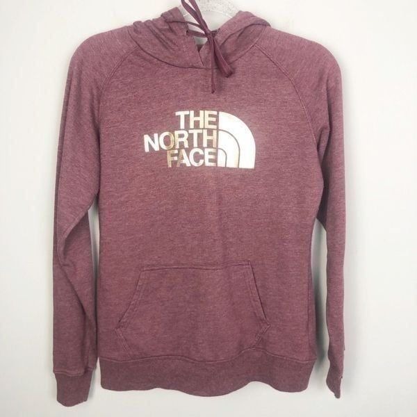 THE NORTH FACE | Maroon & Metallic Gold Pullover Hoodie Women’s Size Small