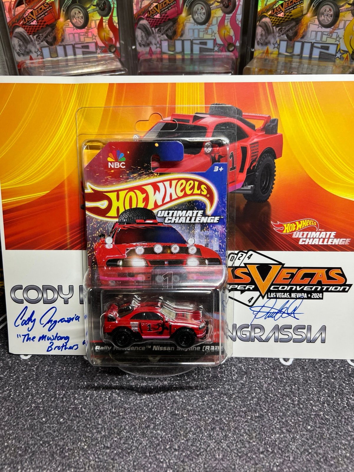 HOT WHEELS ULTIMATE CHALLENGE SKYLINE R33