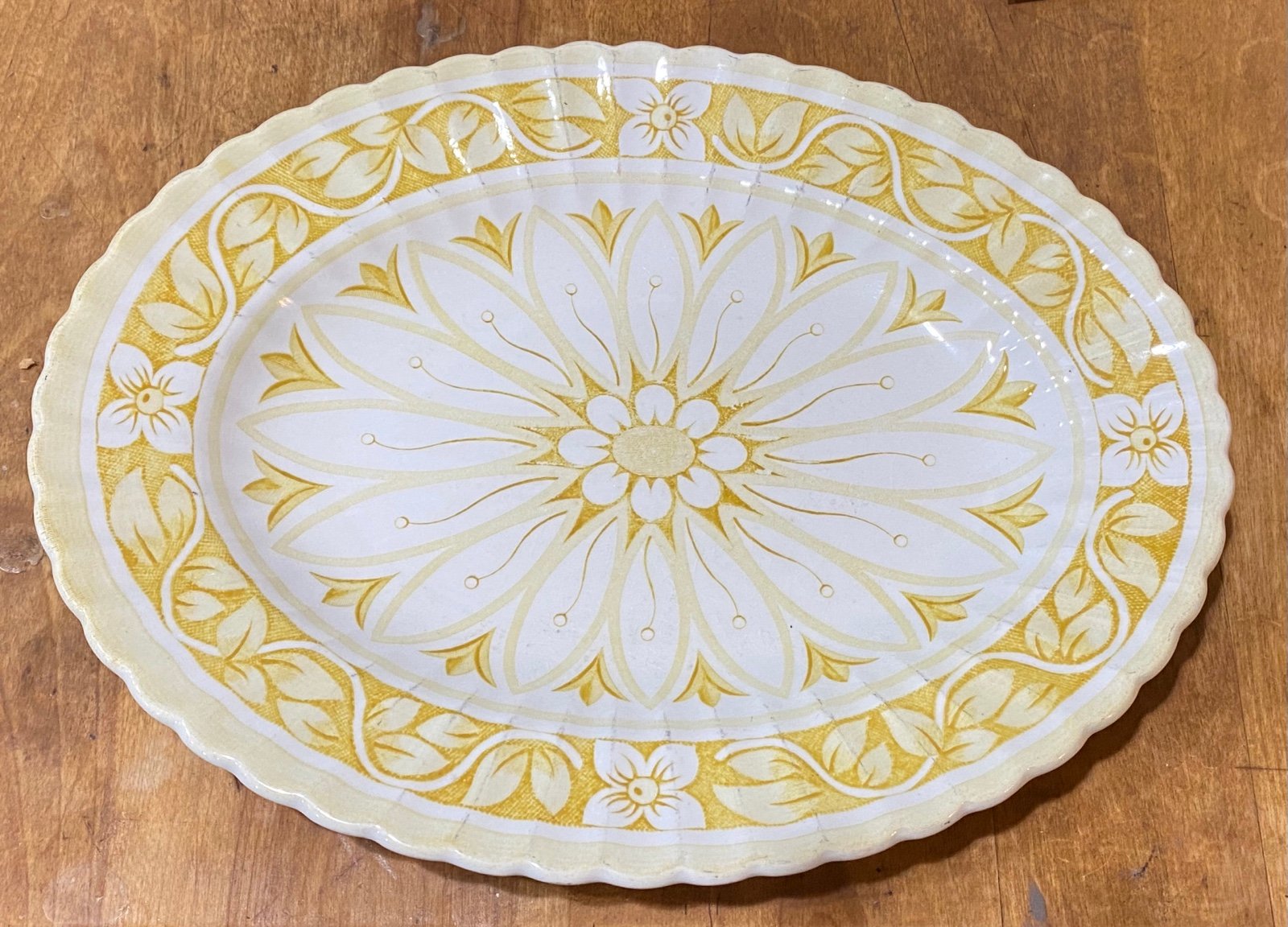 Vintage Meakin Medici Platter. Yellow & White.Lovely Serving Piece. No or cracks
