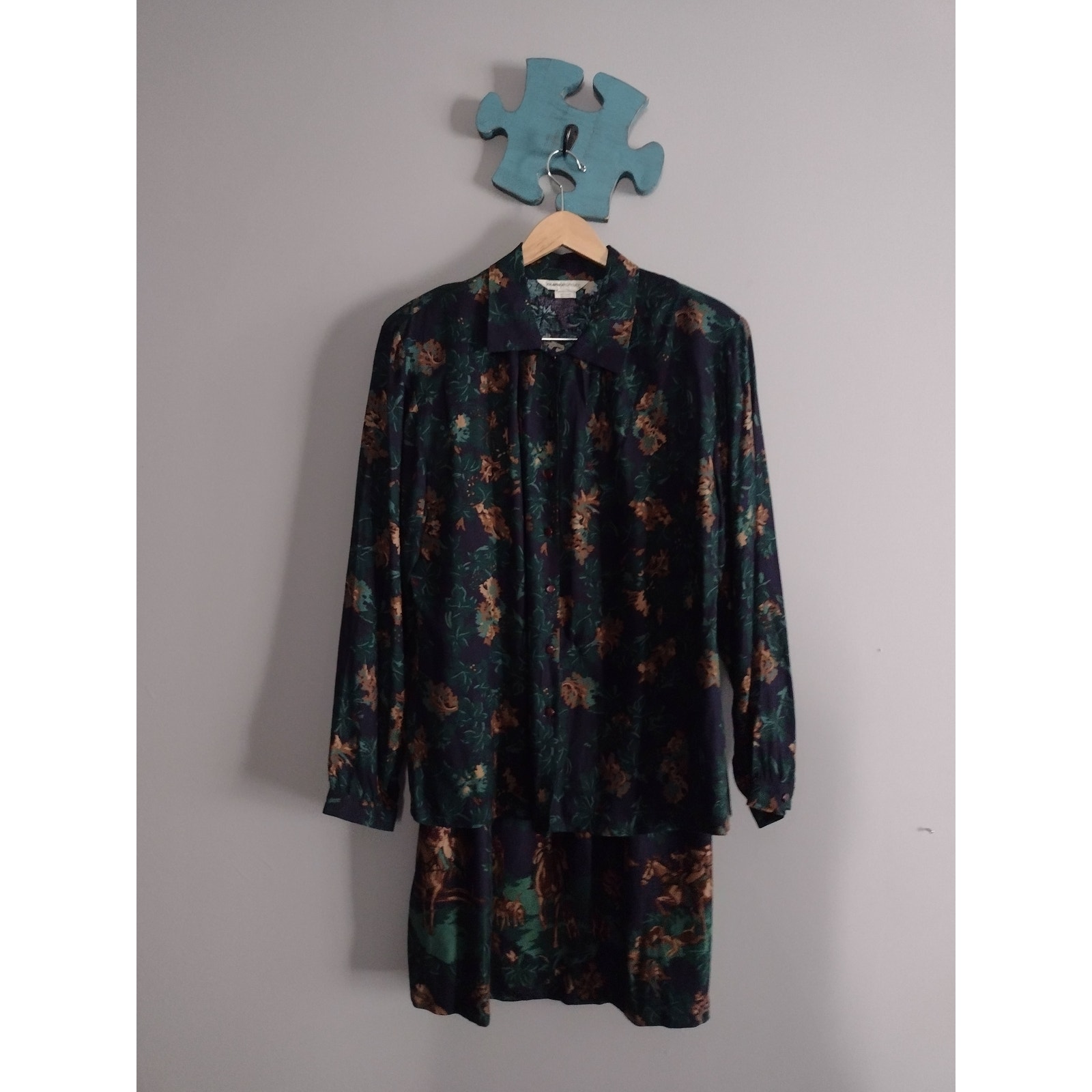 Vintage 80s Equestrian Novelty Print Horse and Hounds Fall Maxi Skirt Top Outfit