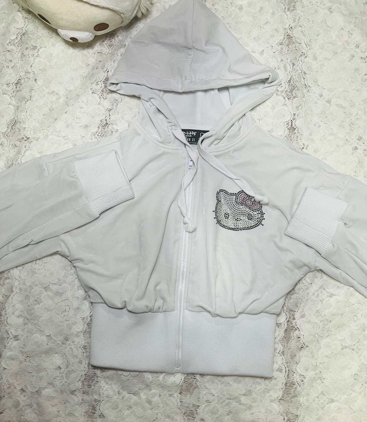 hello kitty forever 21 sweater