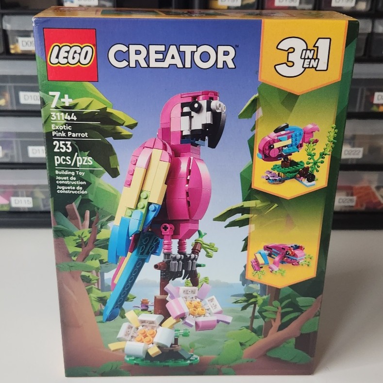 LEGO - 3-in-1 - Creator Exotic Pink Parrot - Set 31144 - NEW