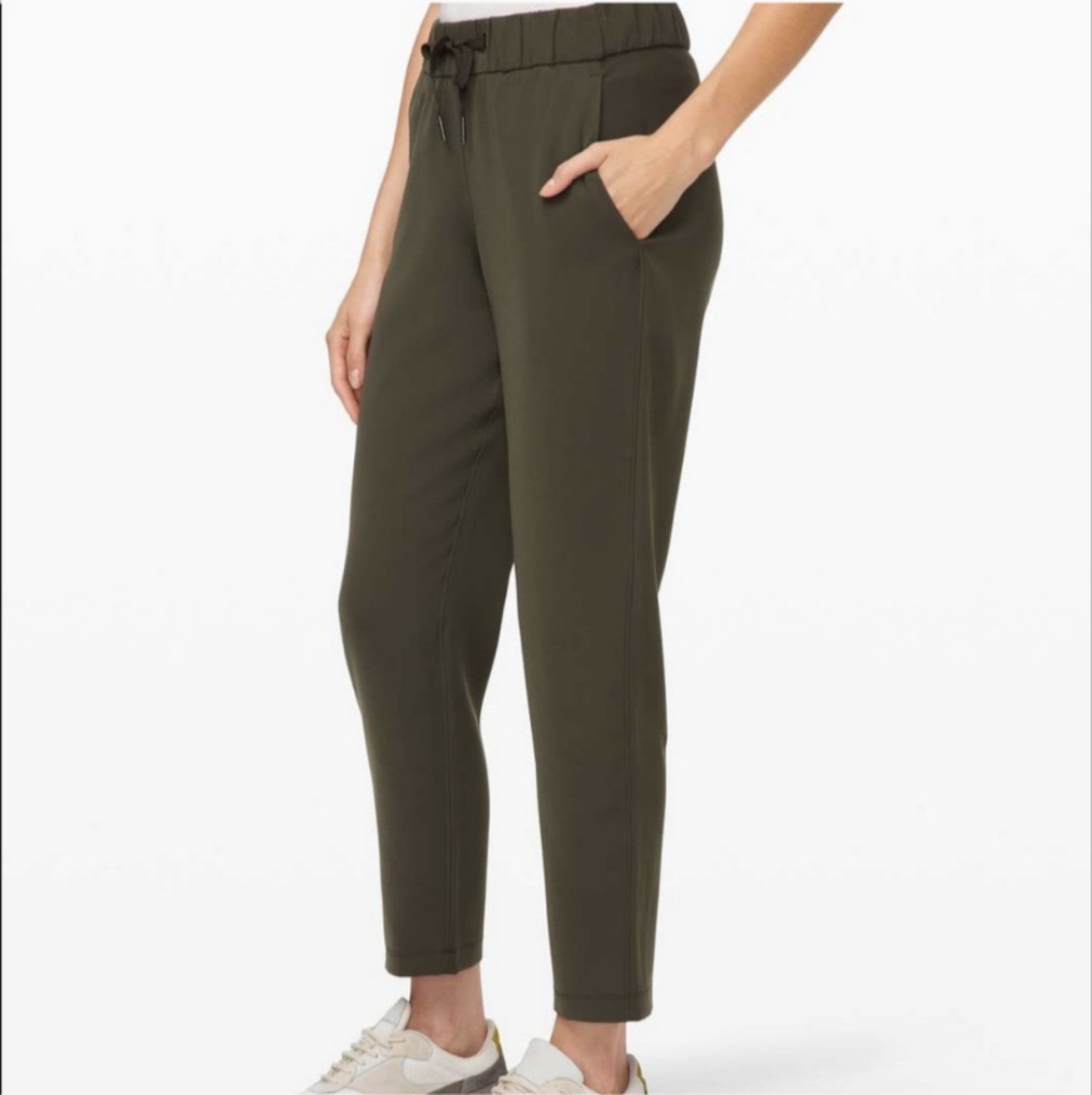 Lululemon on the fly pants 28 size 6