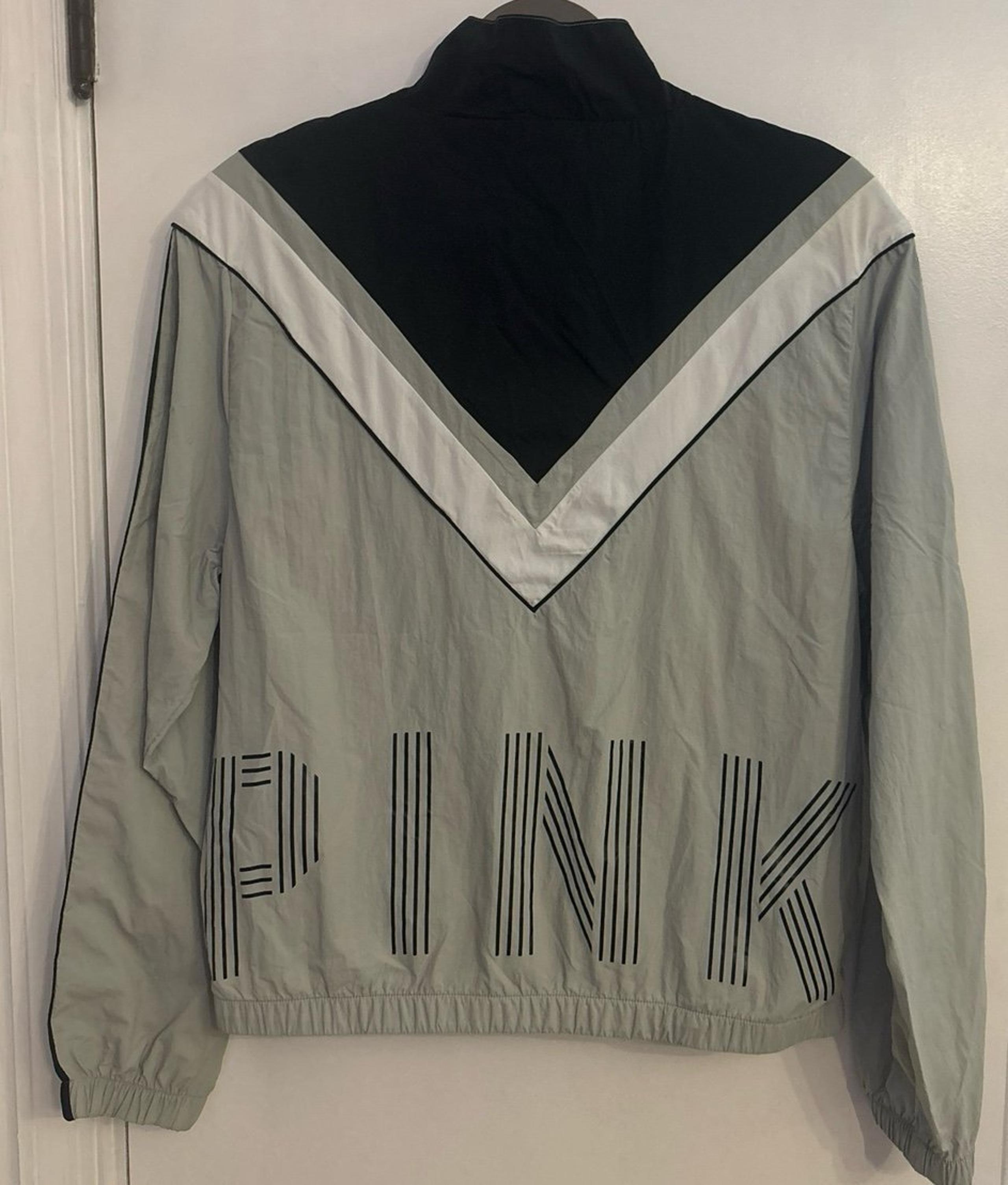 VS PINK Windbreaker/Anorak Jacket- Full Zip Size XS/S