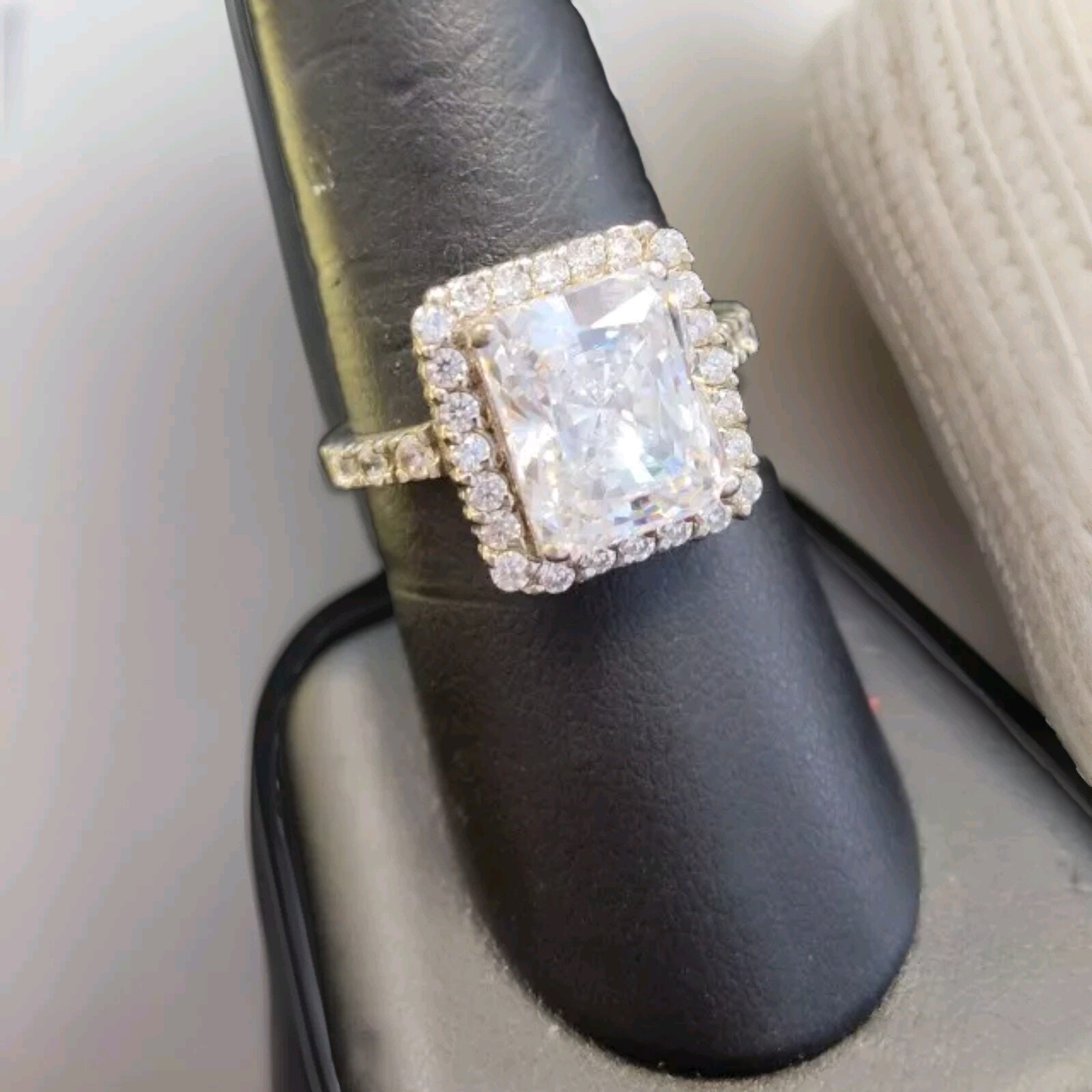 FAS 5 Carat Radiant Cut Cubic Zirconia 925 Sterling Silver Ring 11x9mm Size 9