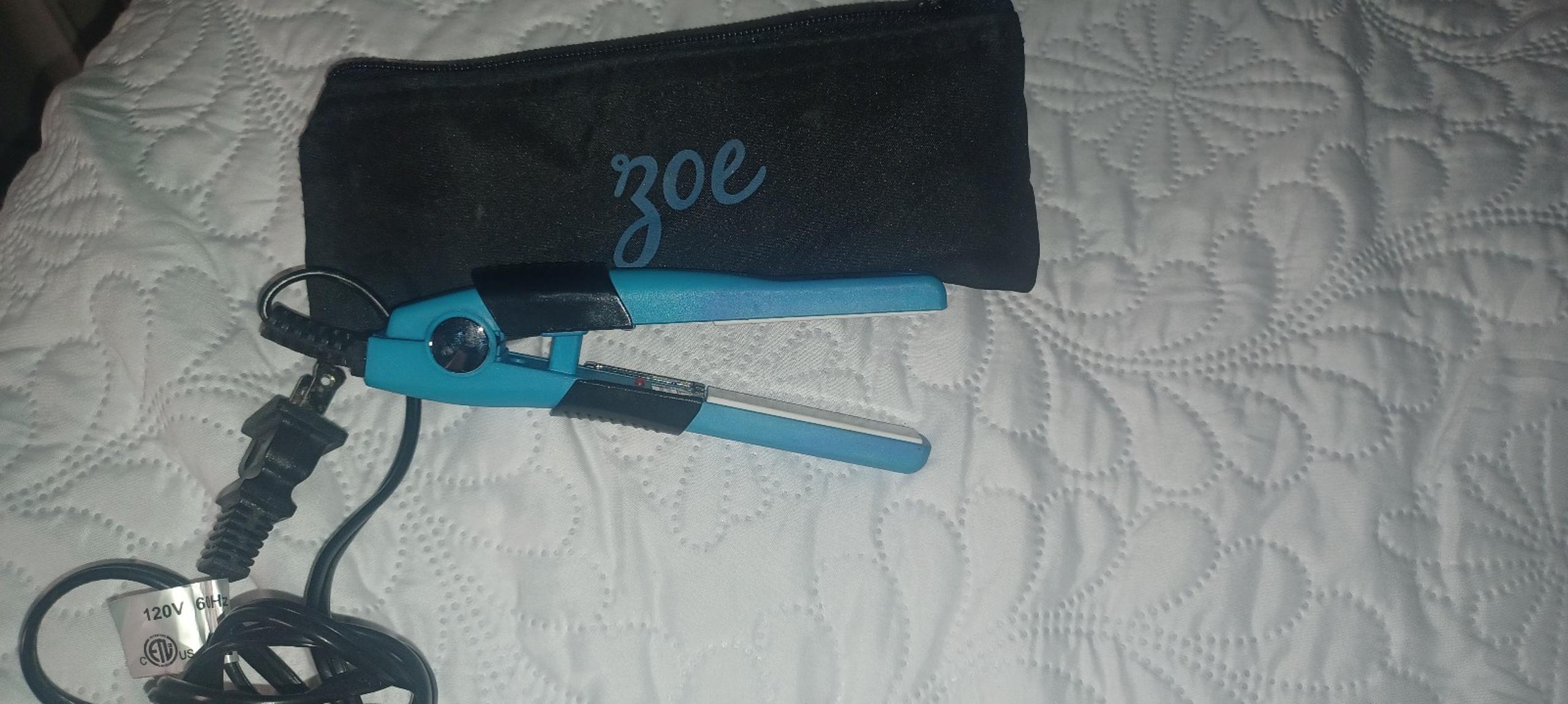 ZOE mini straightener