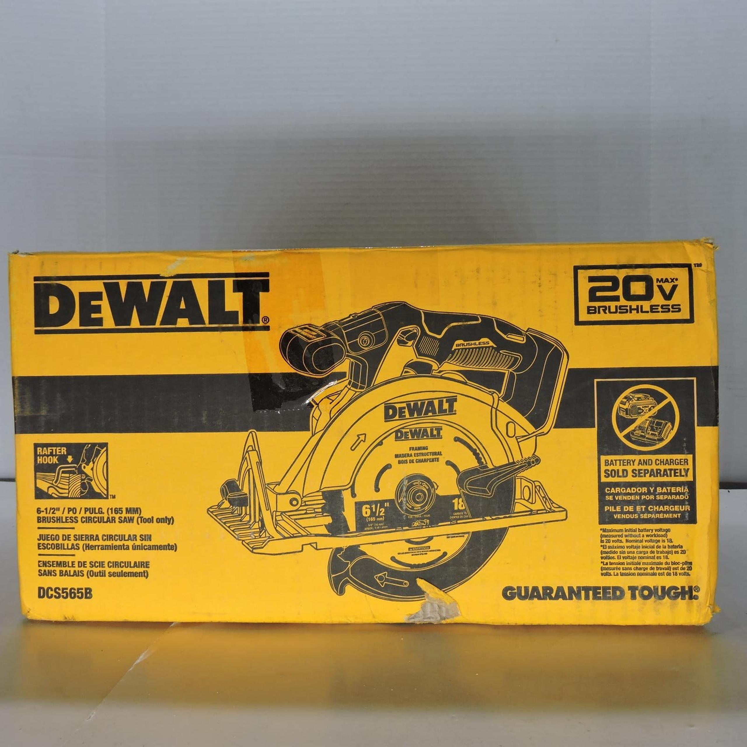 DeWalt 20V MAX 6-1/2 in. Sidewinder Style Circular Saw (Tool Only) DCS565B