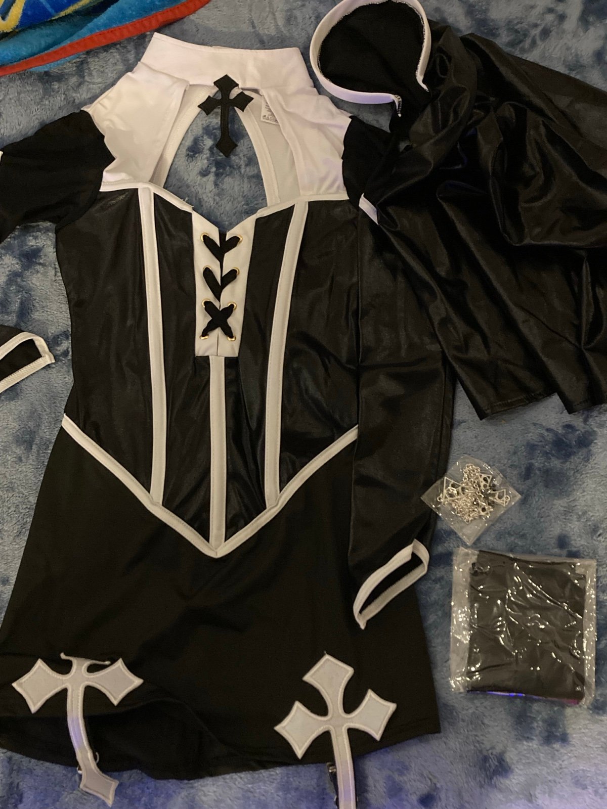 Baddie nun costume