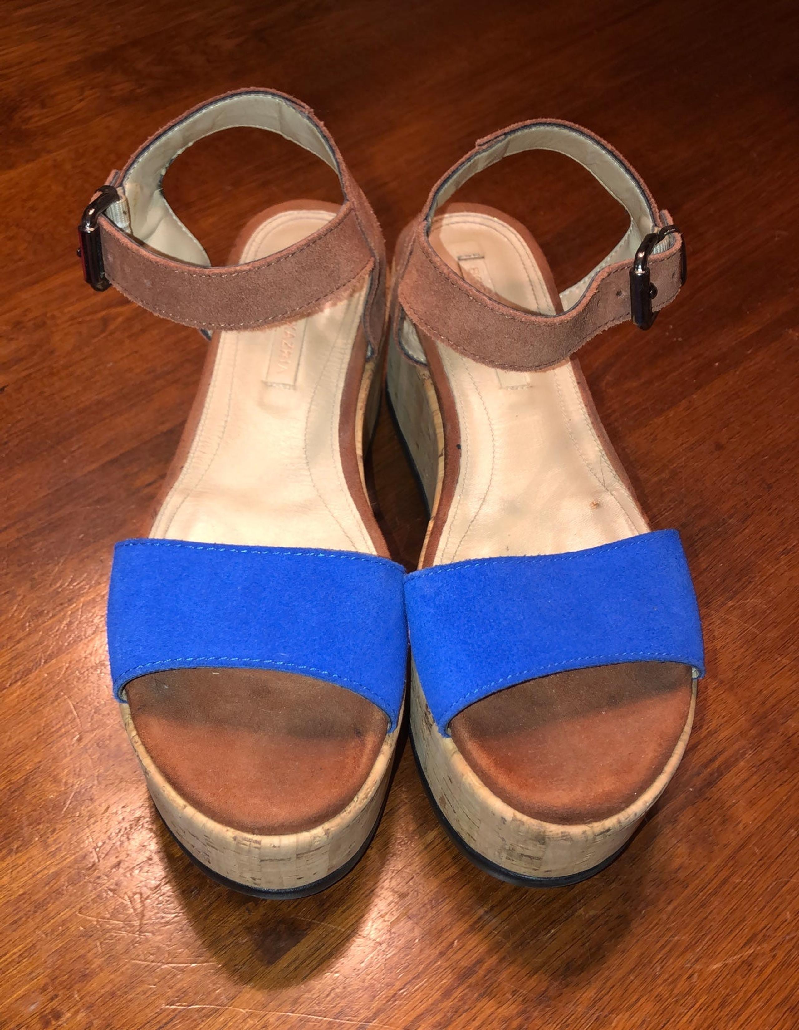 BCBG PLATFORM WEDGES Sandals 38.5
