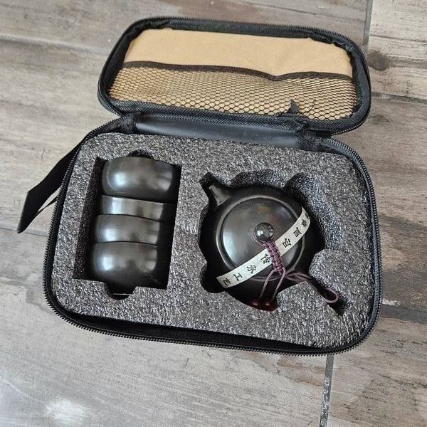 NWOT Kung Fu Clay Tea Set with Travel Case