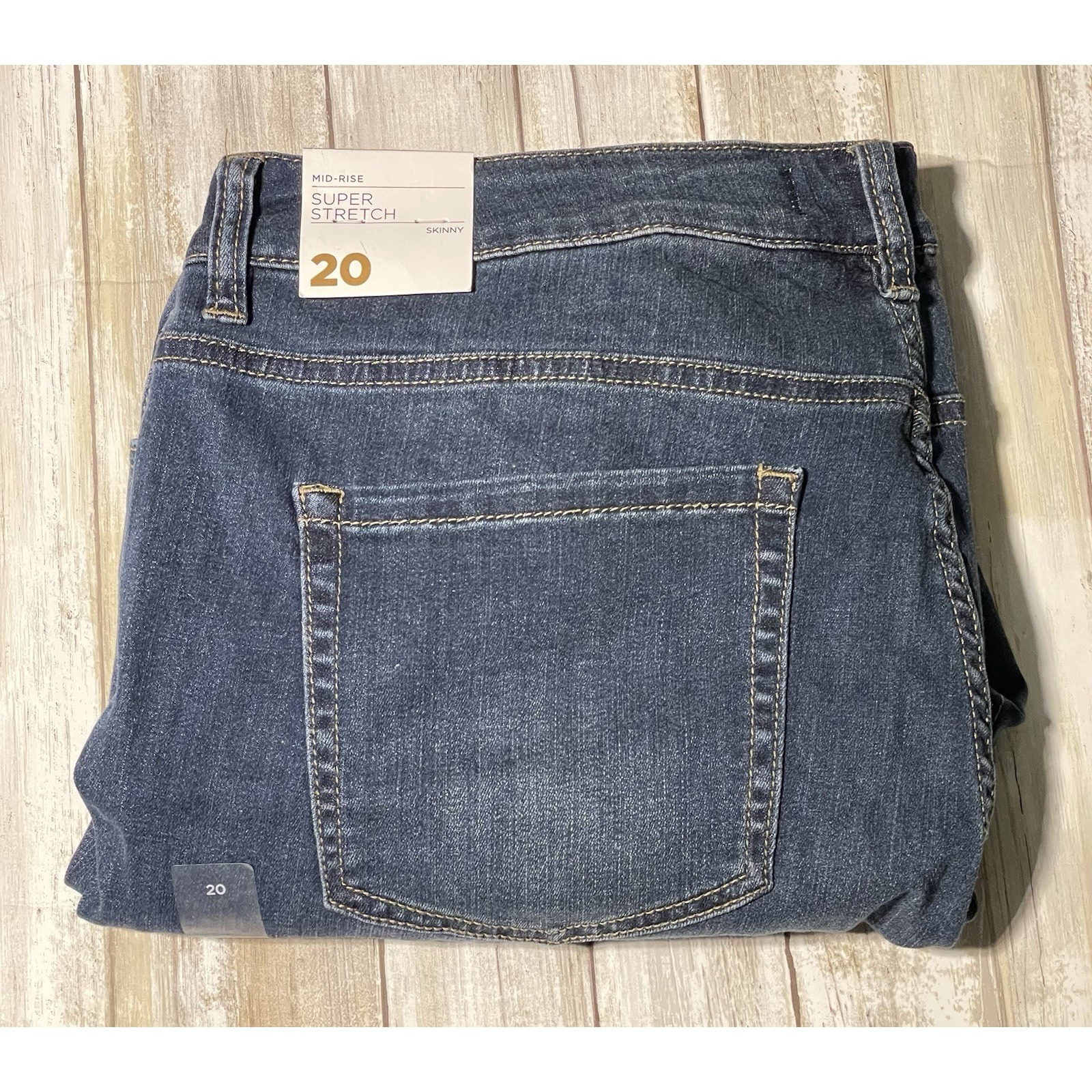 NWT Lane Bryant Mid Rise Skinny Super Stretch Embellished Rhinestone Jeans 20