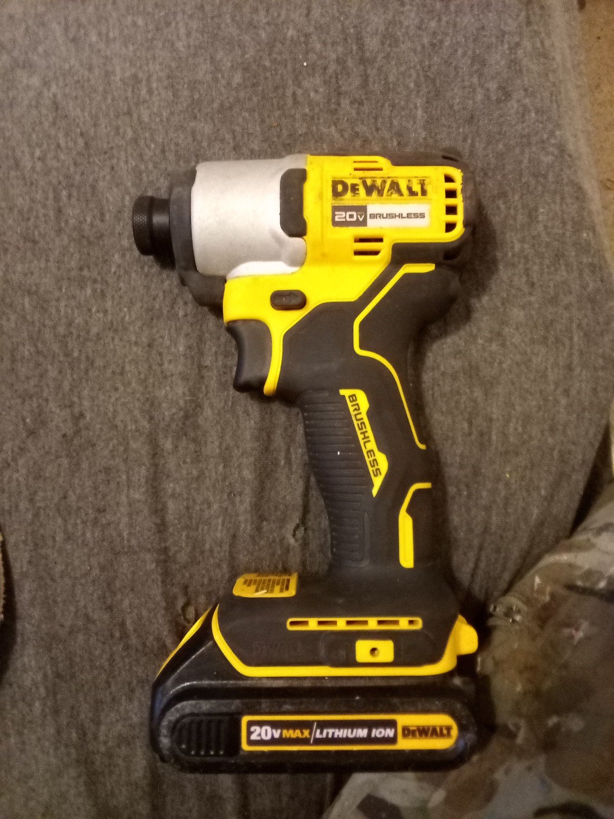 Dewalt 20v max impact driver