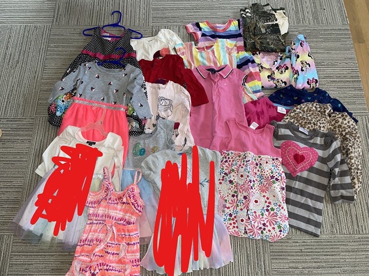 Lot of 3T girls clothes