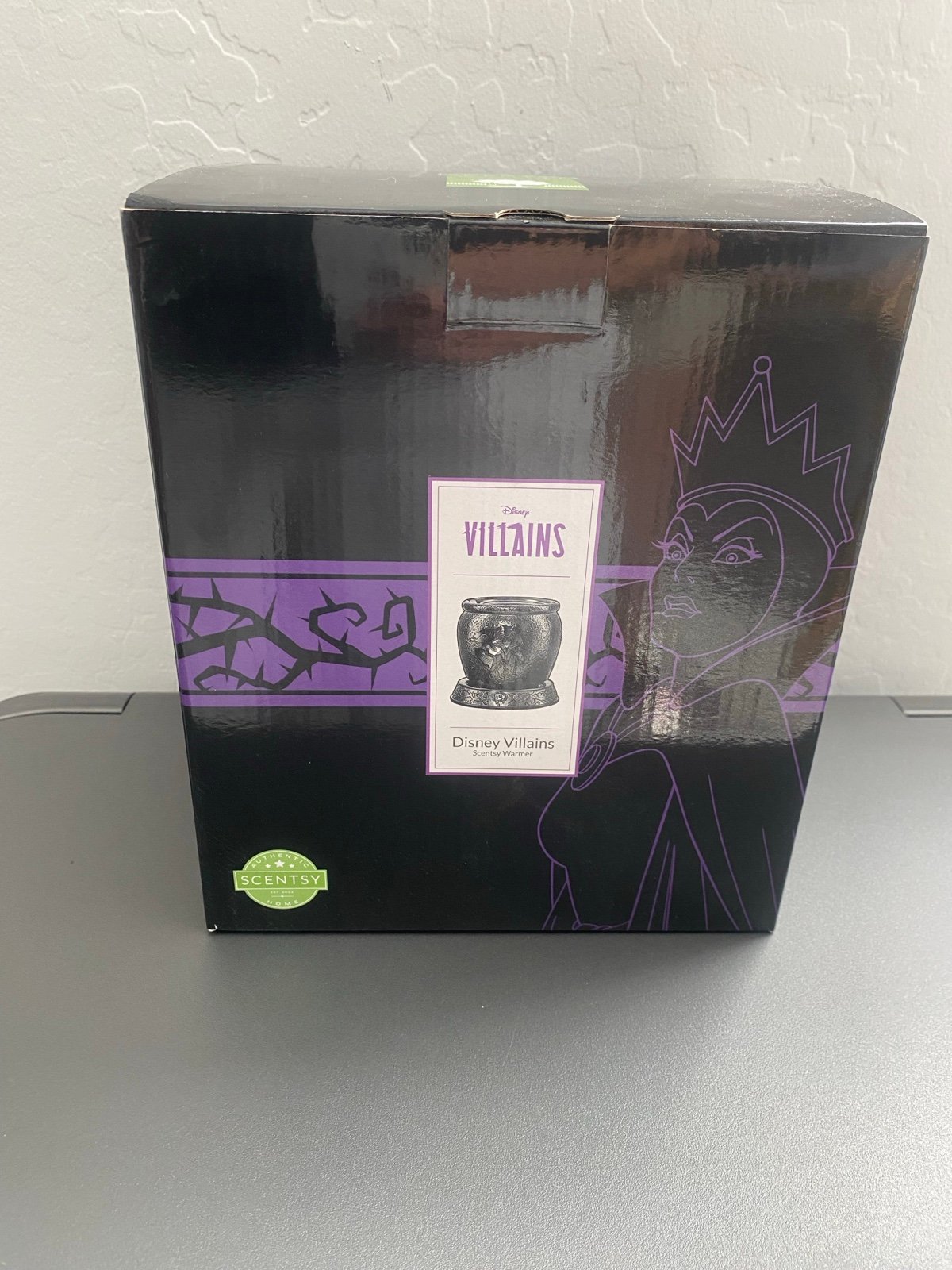 Scentsy Disney Villains Warmer