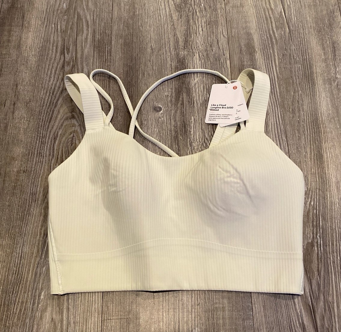Lululemon like a cloud longline Bra