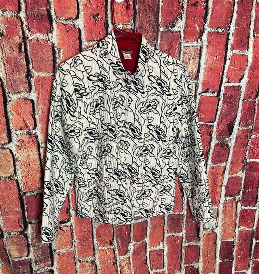 Anu Reversible Floral and Red Jacket - Medium Black and White Patterned Jacket