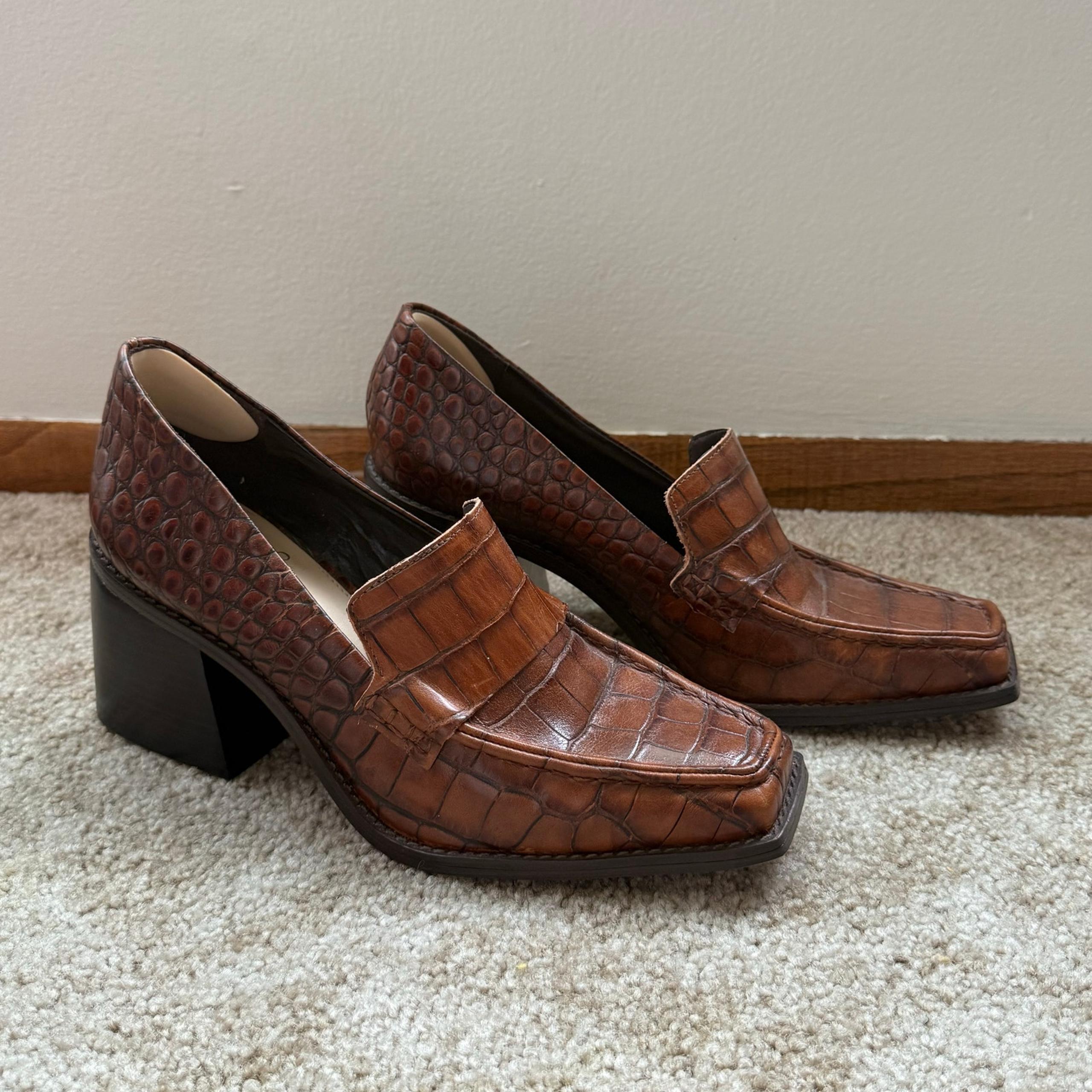 Vince Camuto Women's Brown Brandy Segellis Stacked Heel Loafer Clog School Girl
