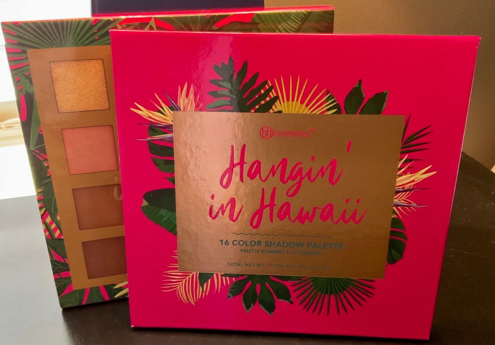 Hangin in Hawaii Makeup Bundle - detail