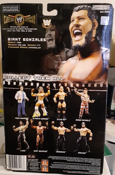 WWE Jakks Classic Series 16 Giant Gonzales Action Figure Real Fur Limited to 500 - detail
