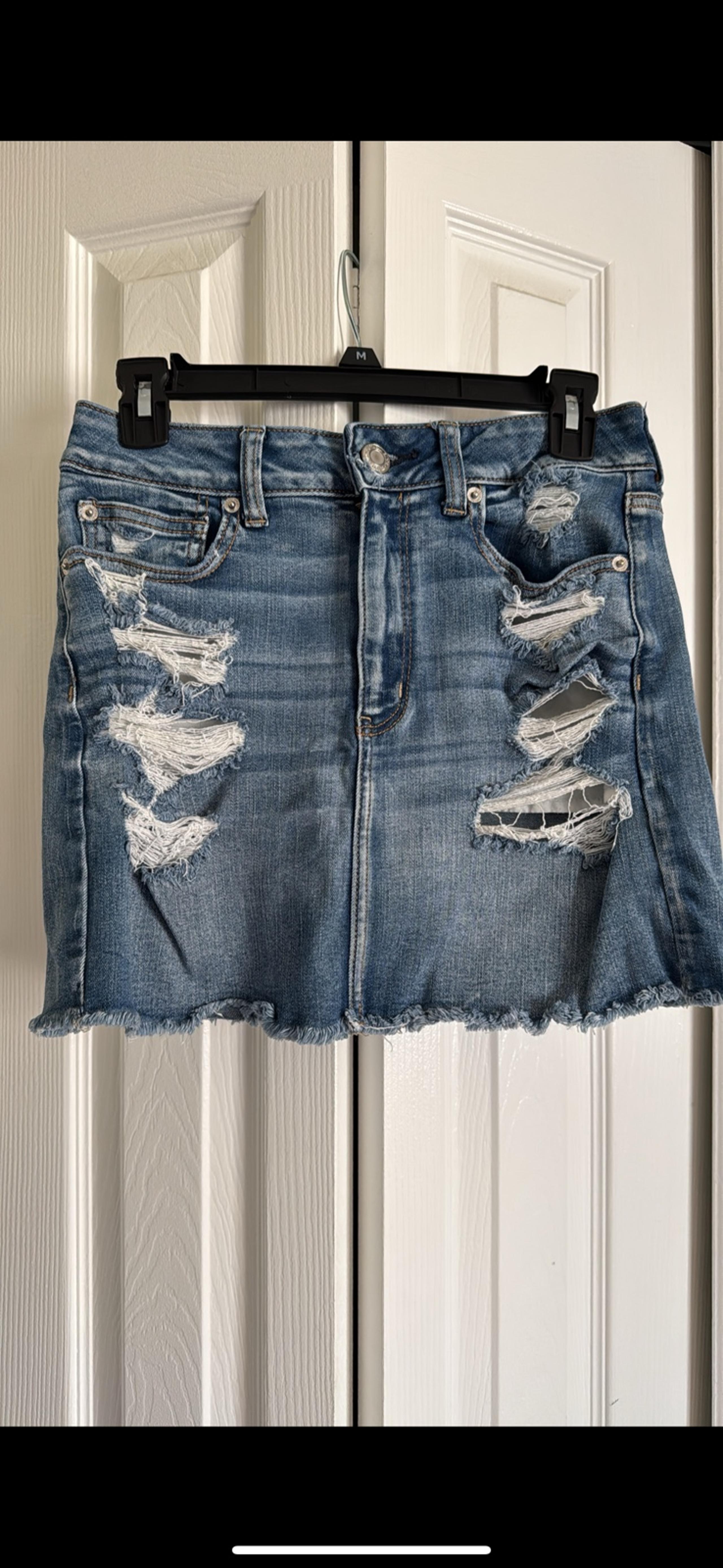 American Eagle Mini Skirt