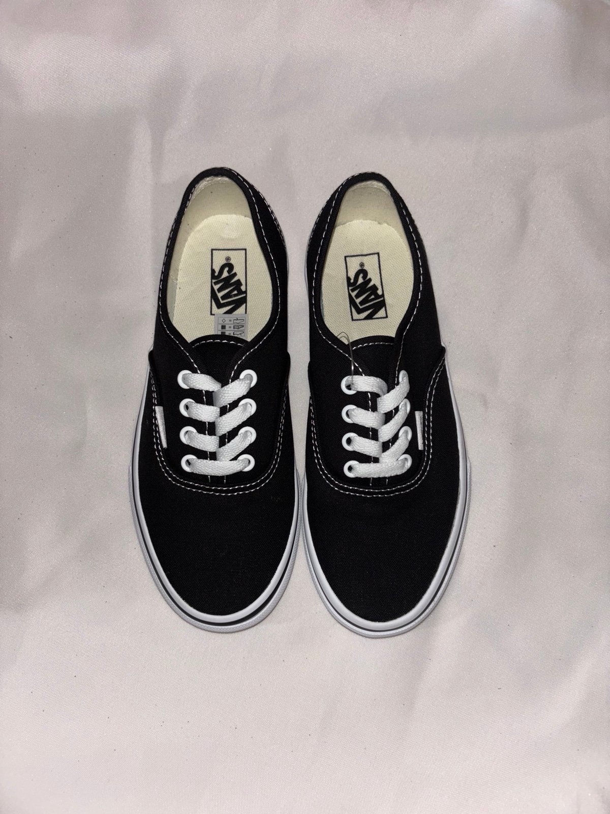 VANS Kids Authentic Shoe Size 3