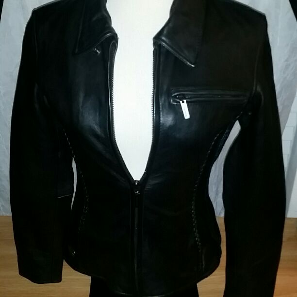 Milwaukee Women's Leather Coat Size S