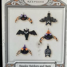 2007 Hallmark Halloween Set of 6 Spooky Spiders and Bats Miniature Ornaments HTF